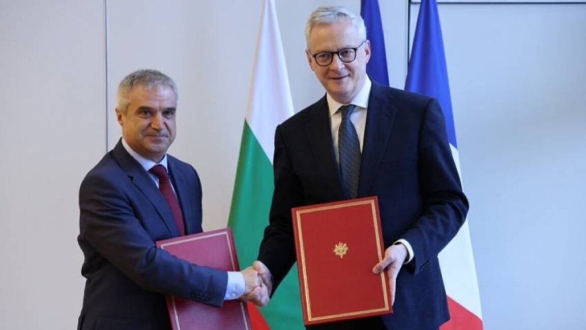 Bulgaria y Francia firmaron un memorando sobre cooperación nuclear