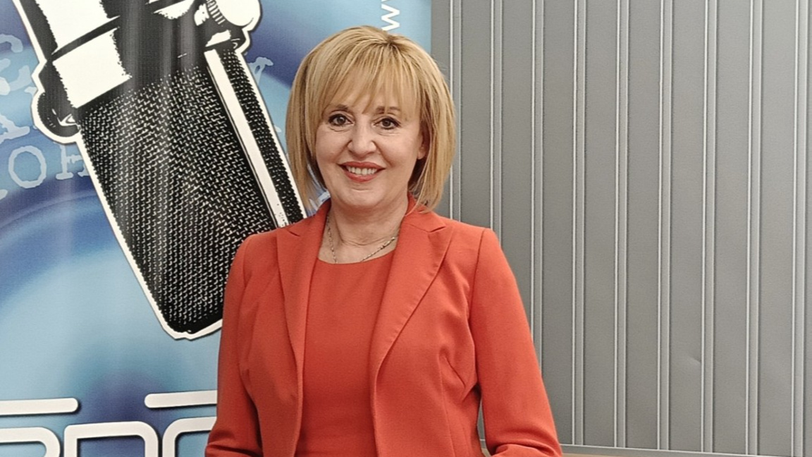 Мая Манолова