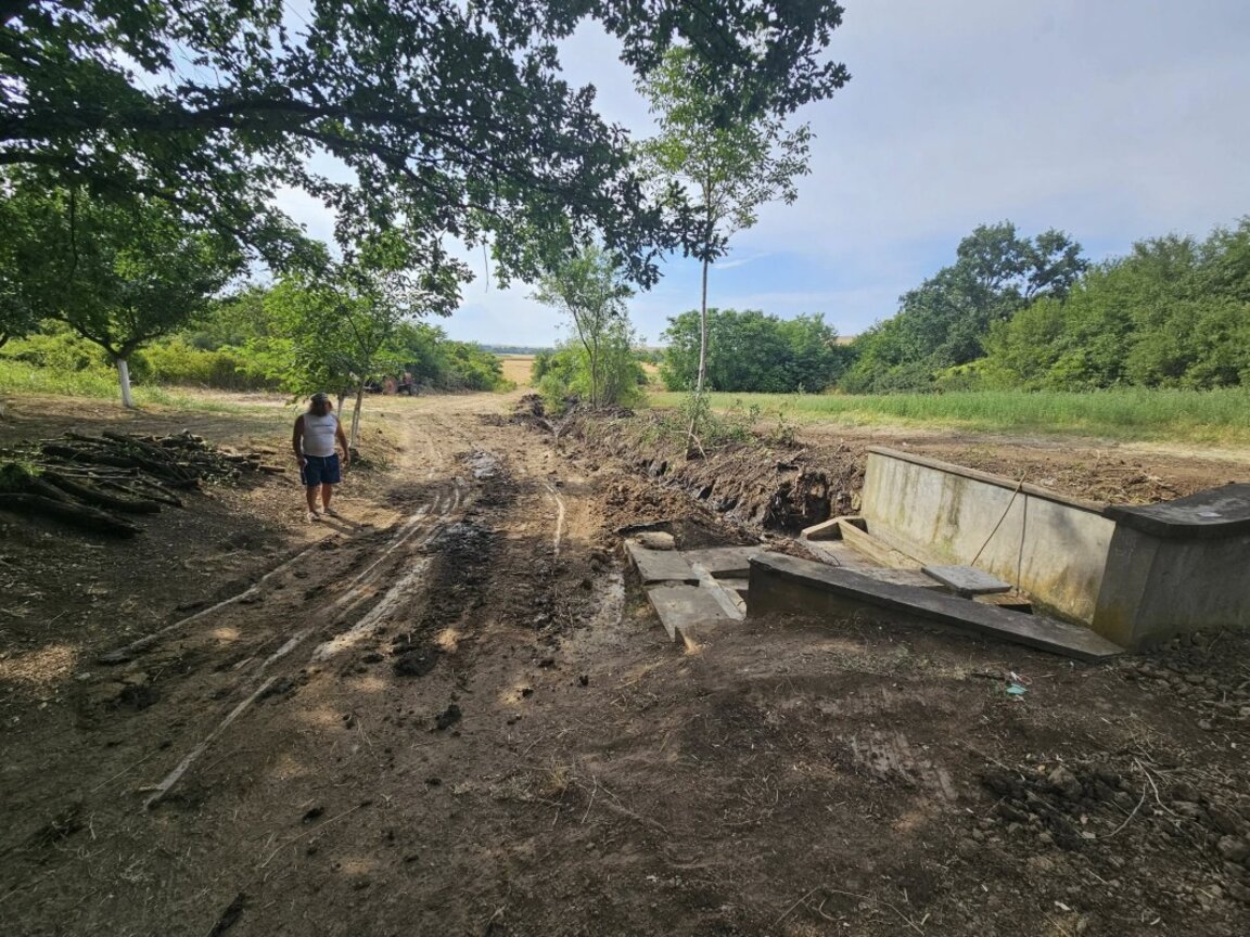 Възстановиха чешма с изворна вода в Крушовица