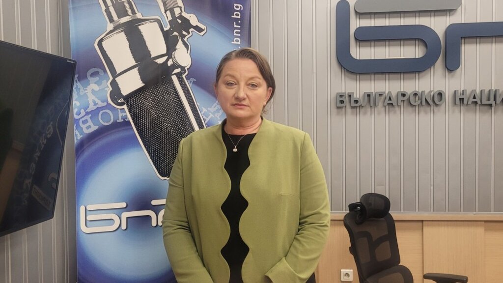 Сачева предлага гъвкаво работно време за родители на деца от 8 до 12 г.