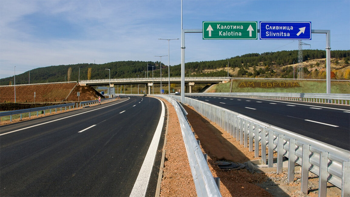 Gel de projets d'infrastructures routières financés par des fonds européens...