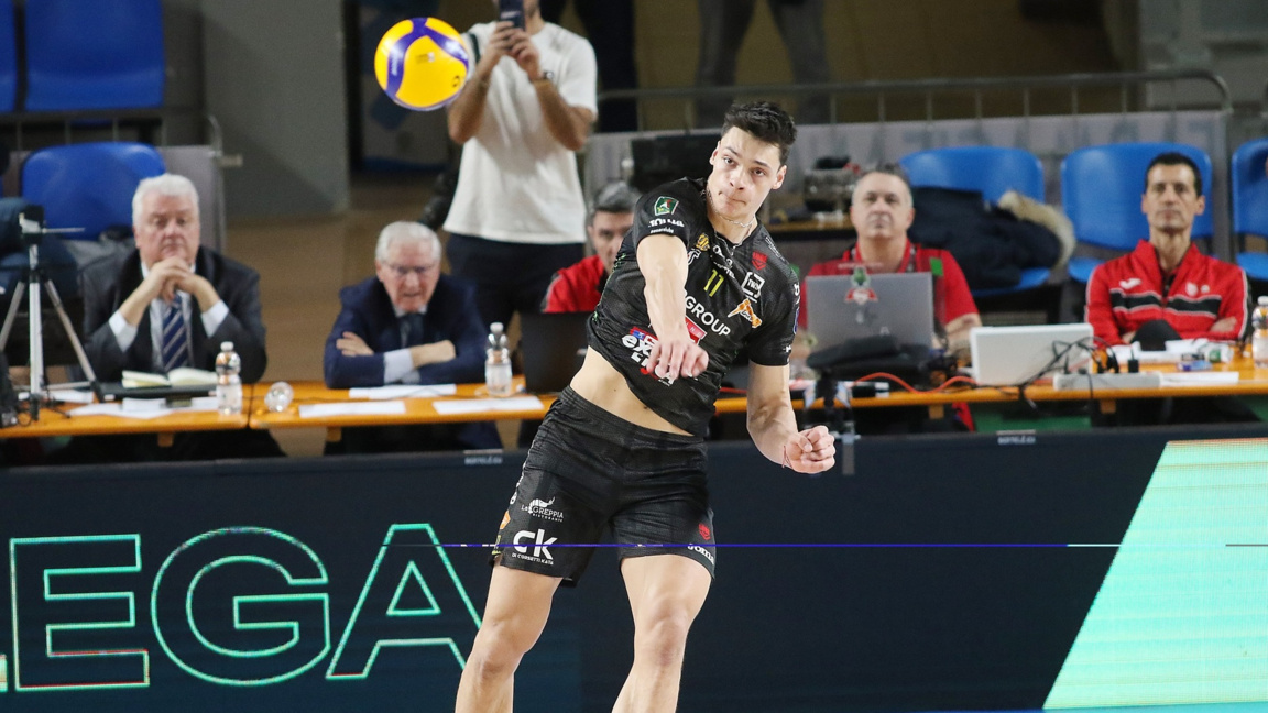 Александър Николов на сервис.