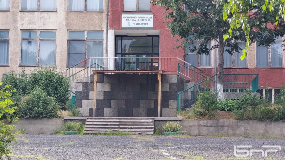 Без кандидати за директори в осем училища в Кърджалийско