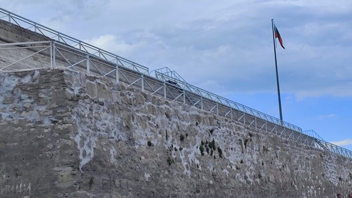 Кога ще са готови терасите на плажа край крепостта Баба Вида