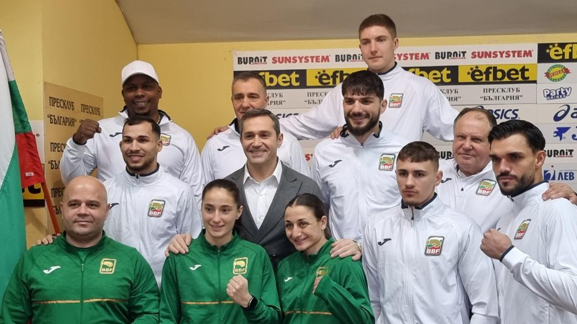 Boxer aus 35 Nationen treten beim 77. St...