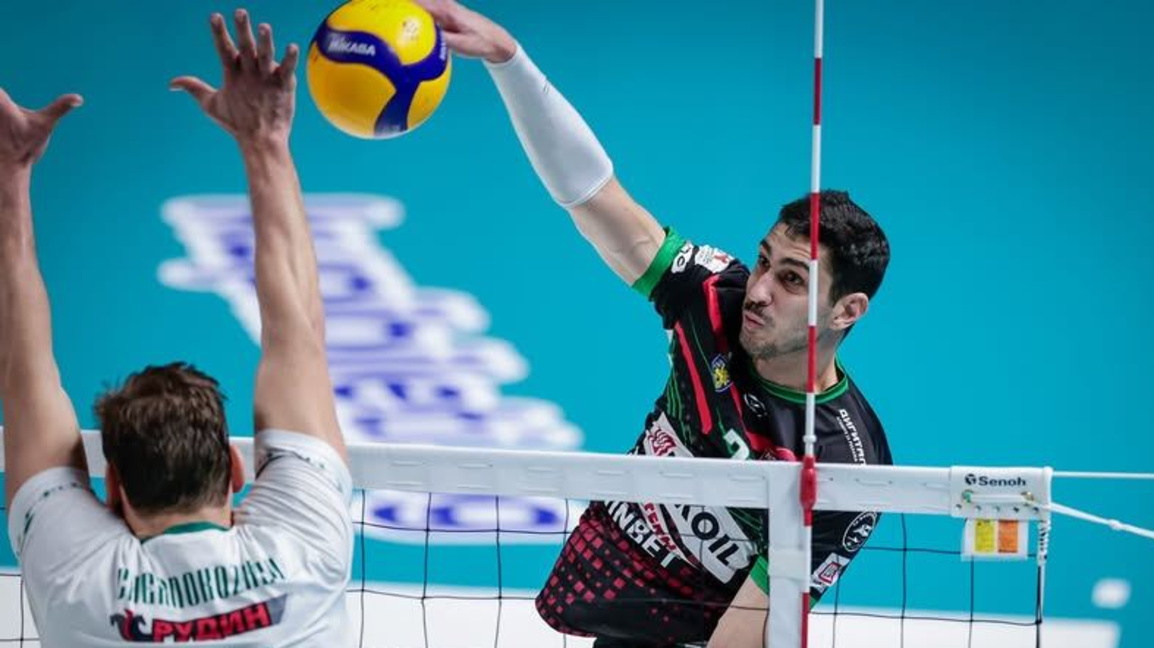 "Нефтохимик" е на полуфинал 