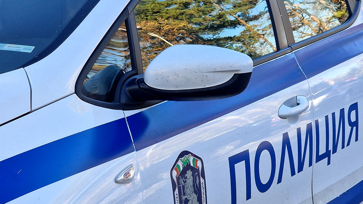 Разрязаха предизборна шатра на политическа партия в центъра на Стара Загора