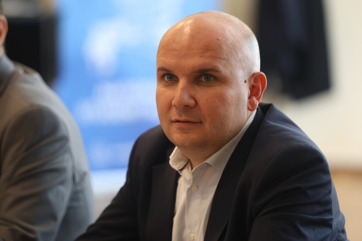 Илхан Кючюк