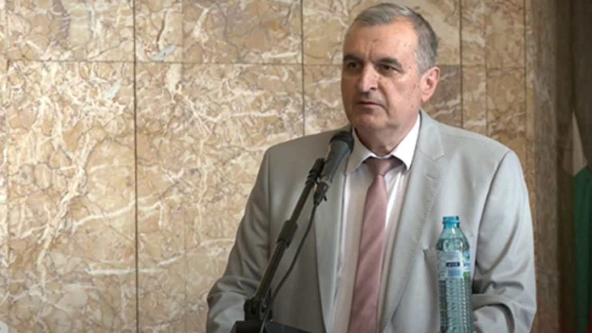 Ангел Орбецов