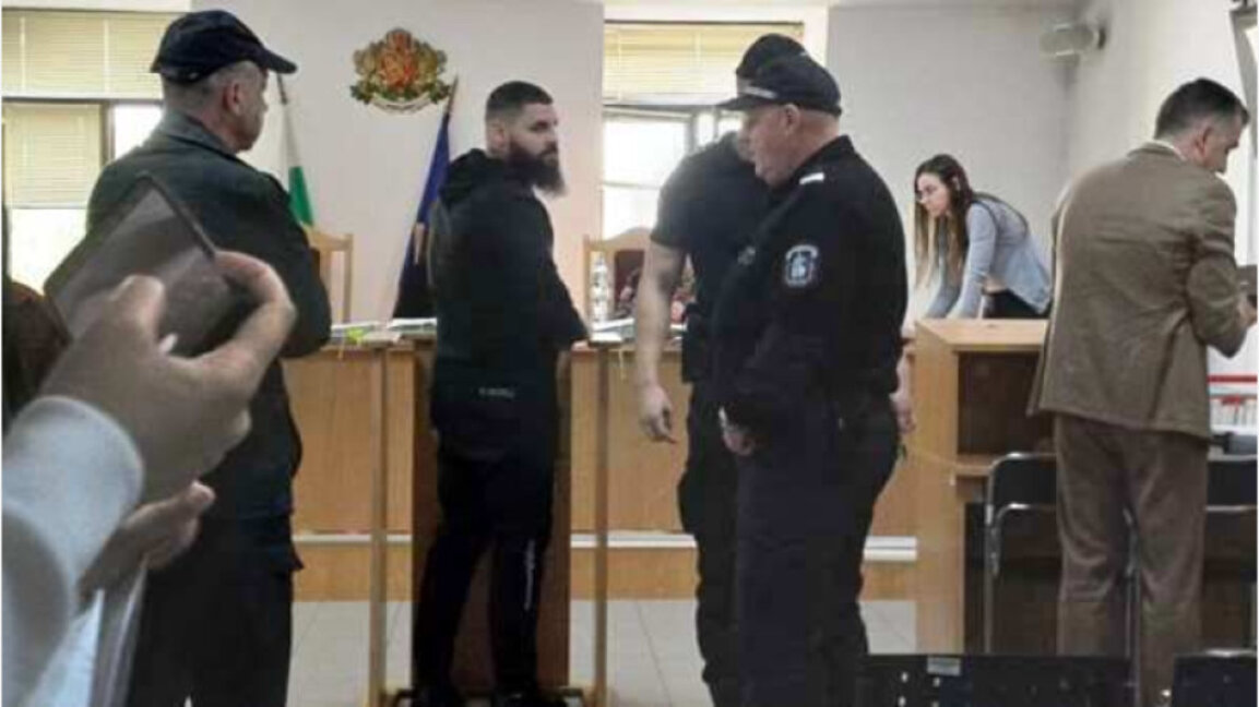 Георги Георгиев твърди, че Дебора Михайлова също заплашвала да го убие