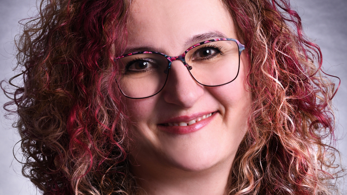 Елица Лукова