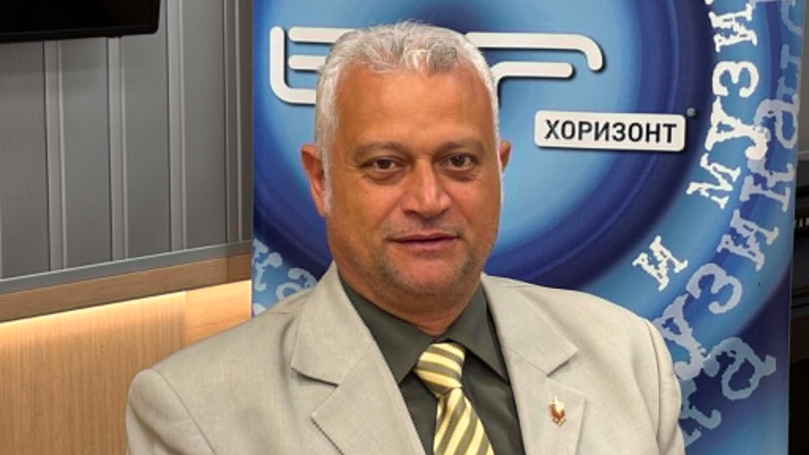 Емил Дечев