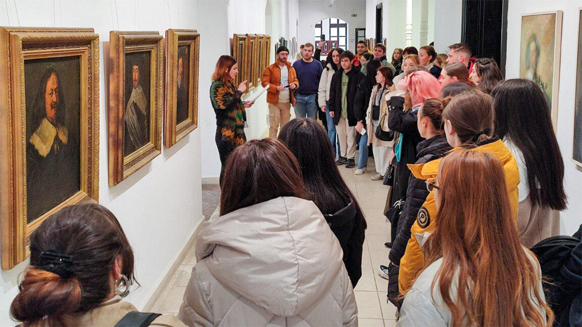 La Galería municipal de Varna ofrecerá visitas guiadas sobre arte búlgaro en inglés