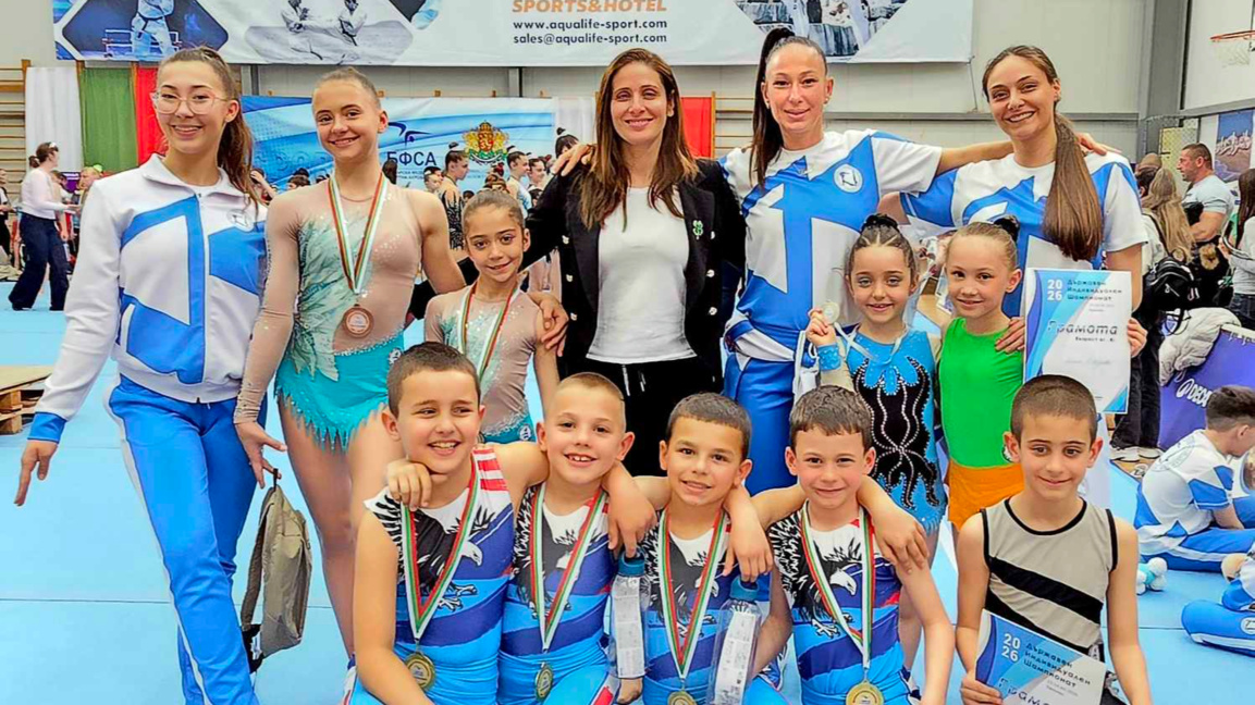 Спортен клуб по акробатика "Стефан Данчев" - Сливен с пълен комплект отличия