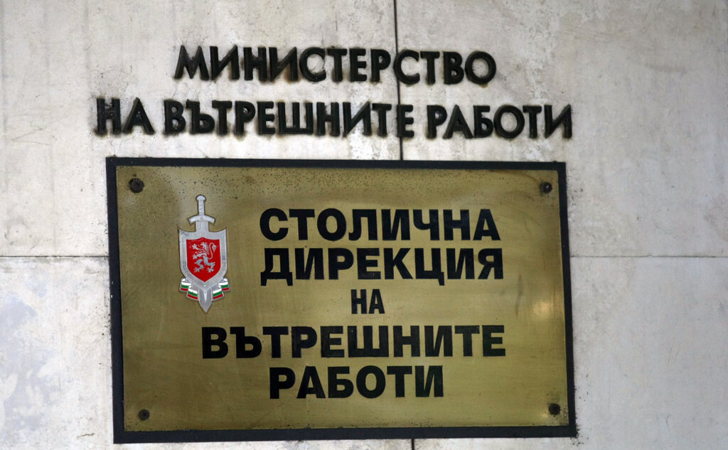 Издирват Културиста, Йожи и Релето от "Наглите"