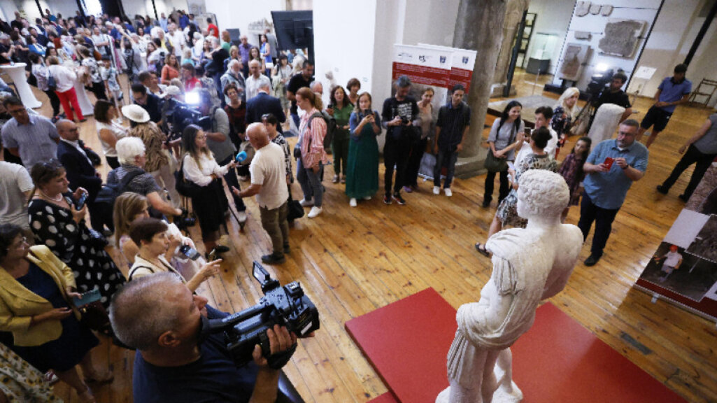 The restored second male statue from ancient city of Heraclea Sintica officially presented