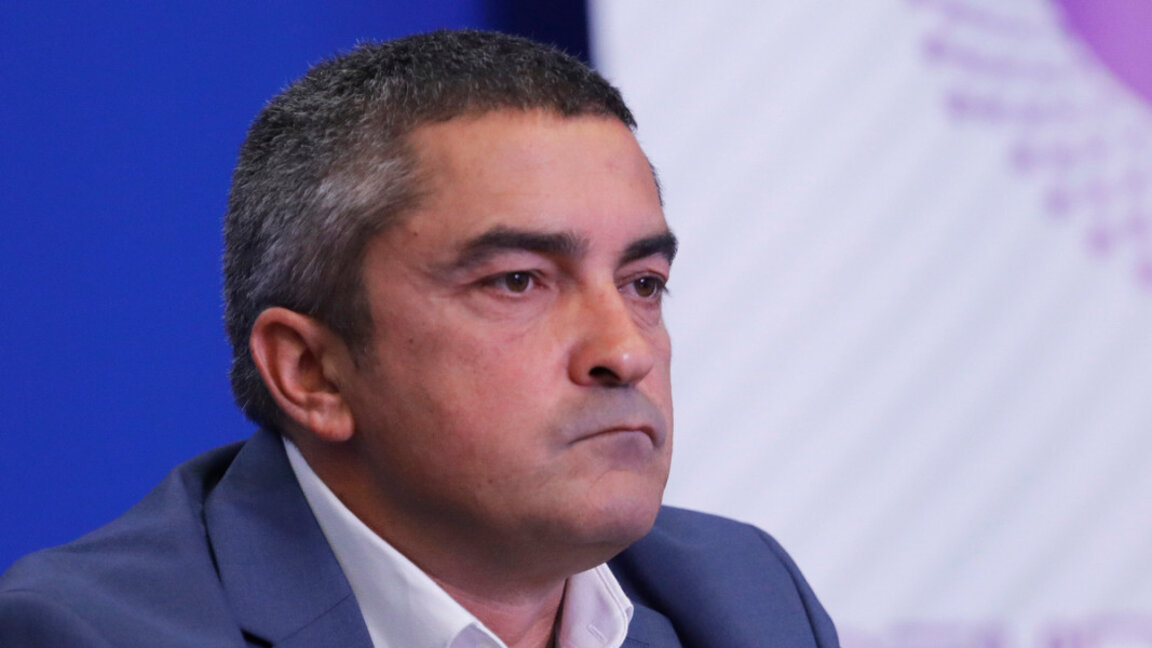 Александър Стоянов