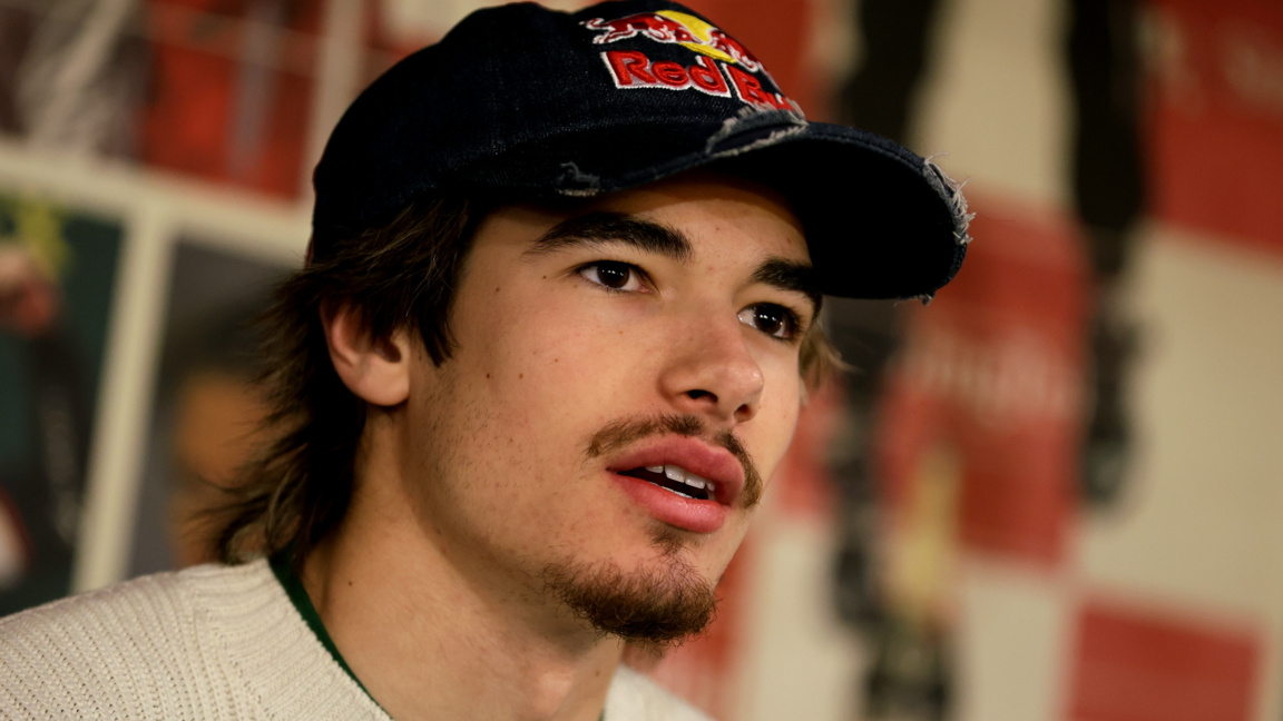 Никола Цолов стартира сезона във Формула 2 без точки