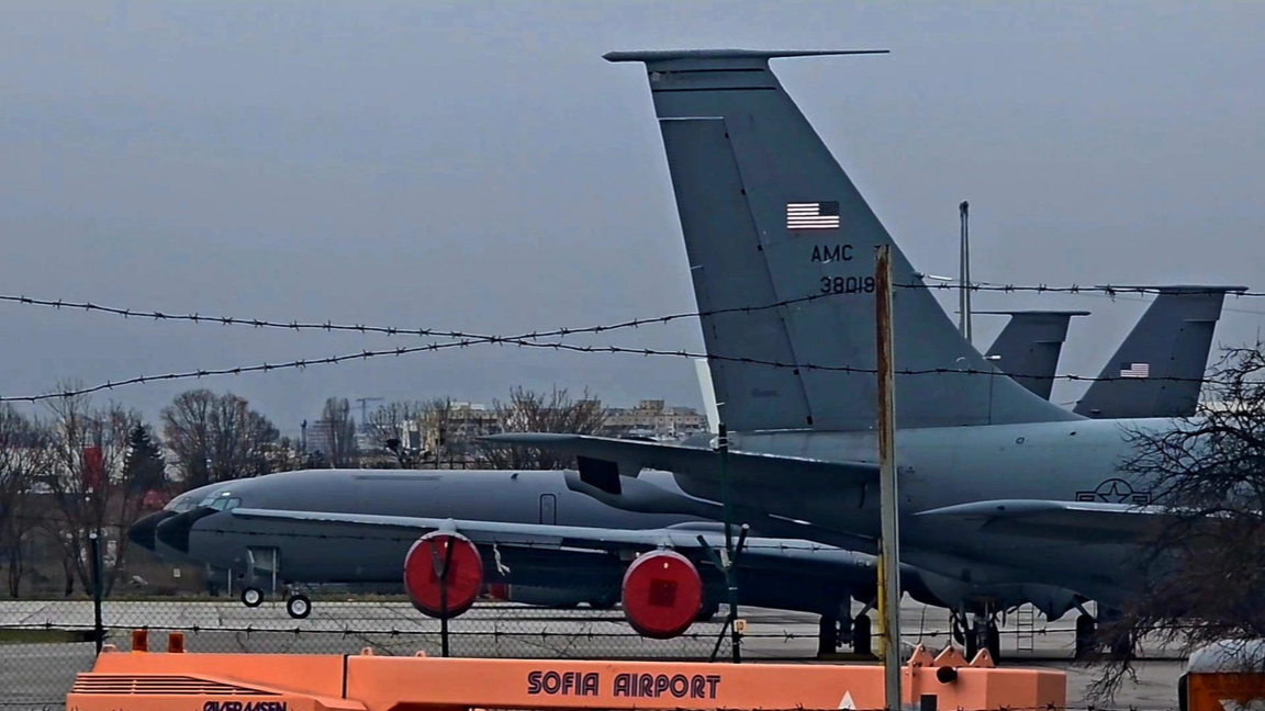 Las maniobras aéreas de Bulgaria y EE. UU. no afectan vuelos en Sofía