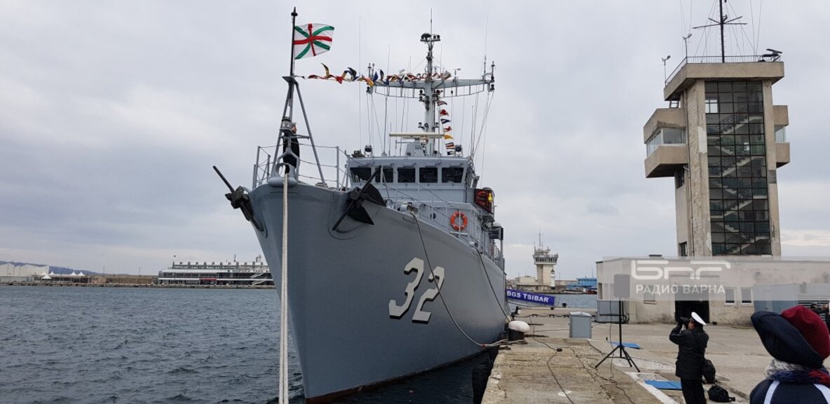 Кораби на ВМС са отворени за посещение от граждани