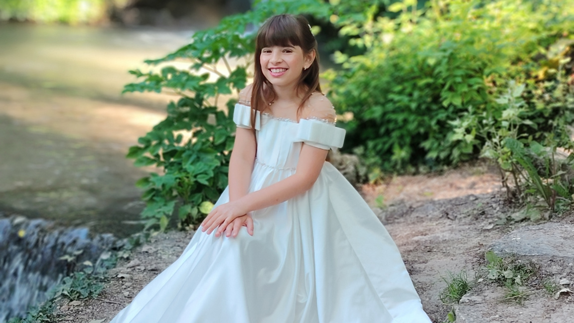 10-годишната Илина с първа авторска песен