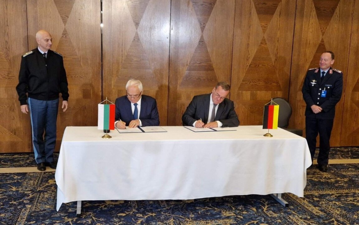 Bulgaria and Germany sign agreement for joint purchase of IRIS-T Missile Systems