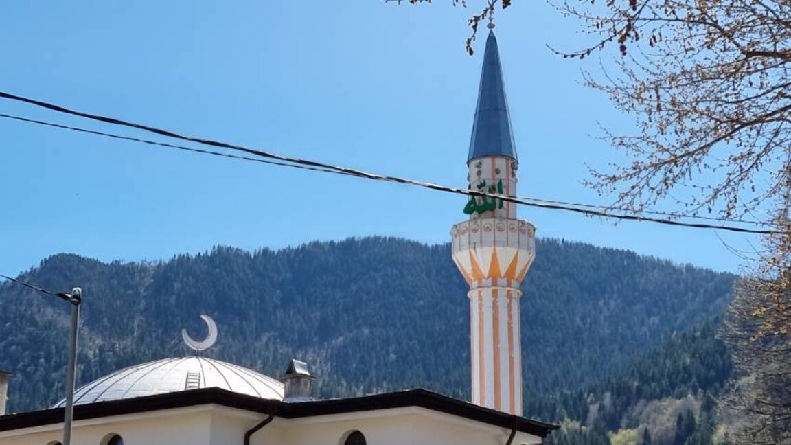 Cuma öğleden sonra