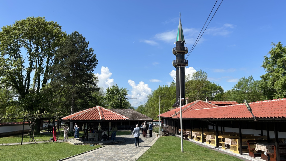 Деревянная мечеть у села Подкова
