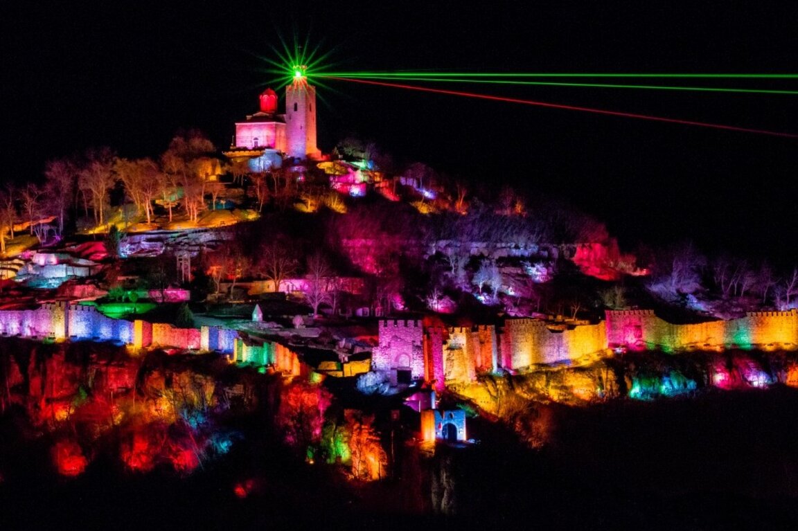 Veliko Tarnovo kadim ve genç bir şehir