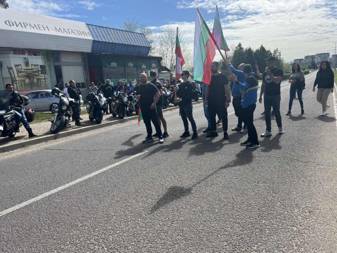 Жители на Харманли отново протестираха срещу бежанския център