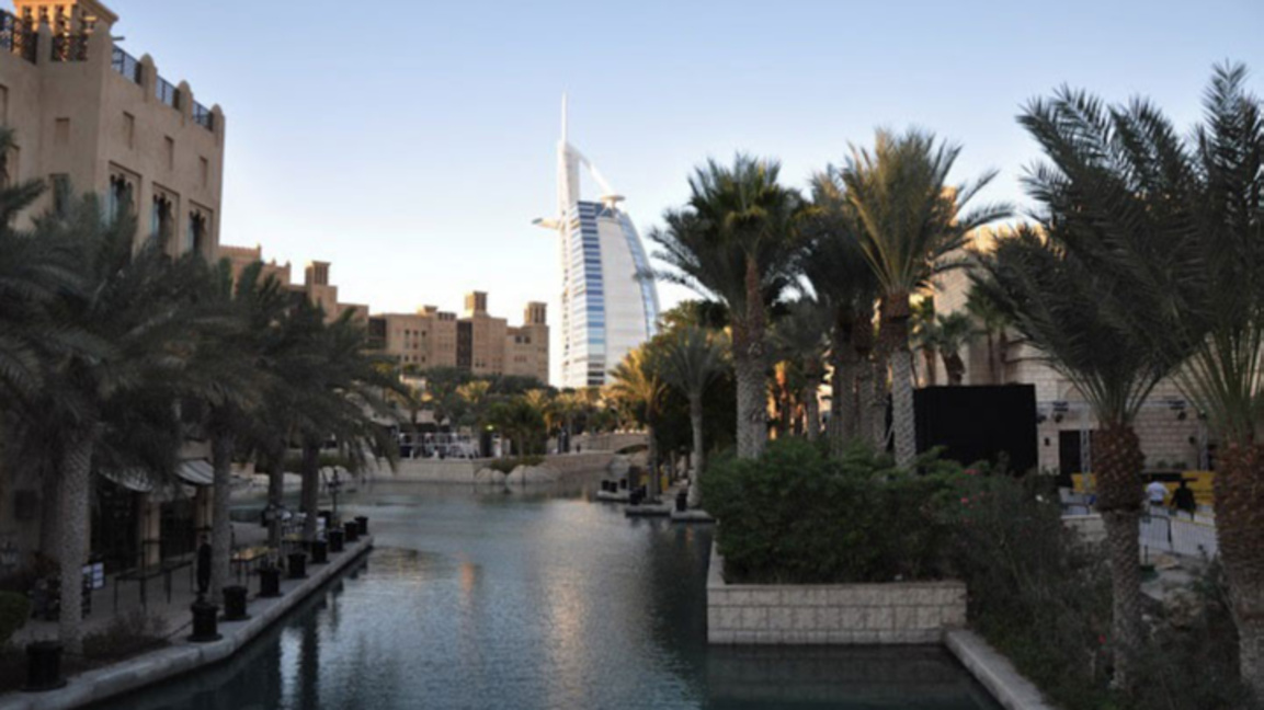 Над 1000 български туристи се намират в ...