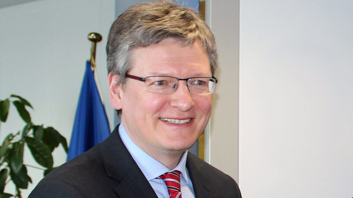 Ласло Андор: България не губи нищо от присъединяването си към еврозоната