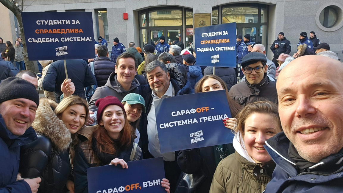 "Ден след ден" - потребителски и политически сметки
