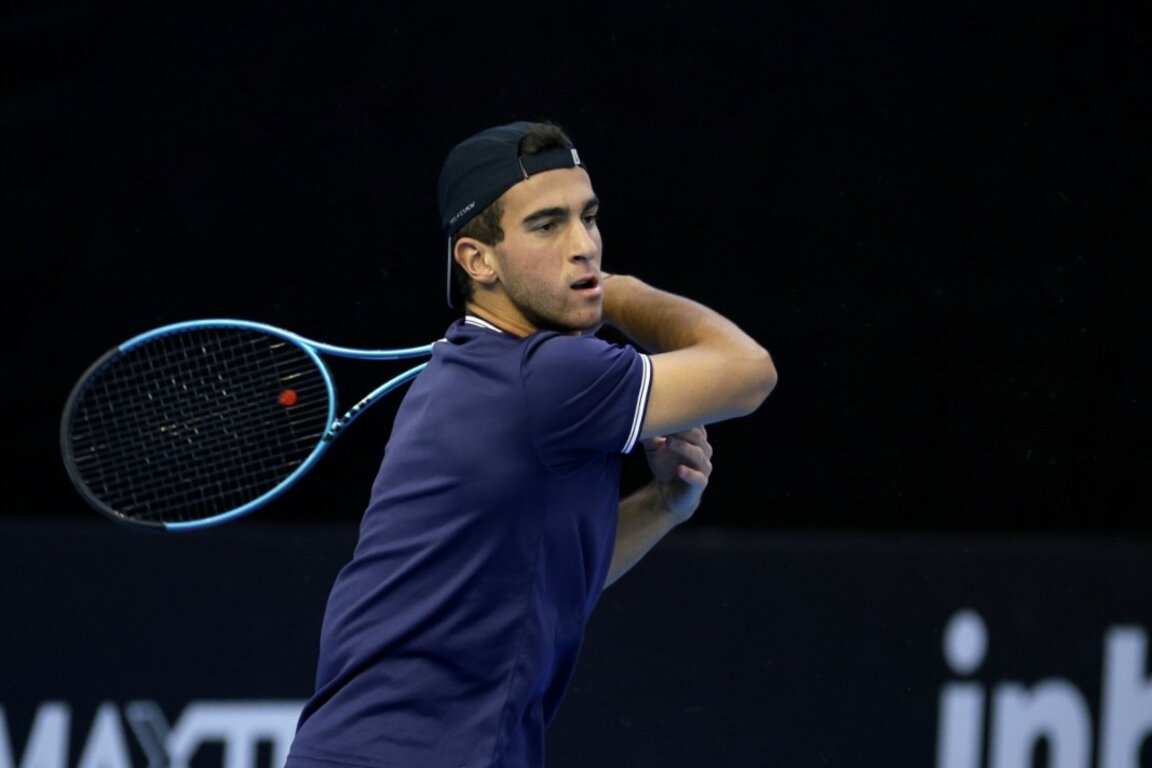 Bulgarian tennis player Yanaki Milev qualifies for the final in Antalya