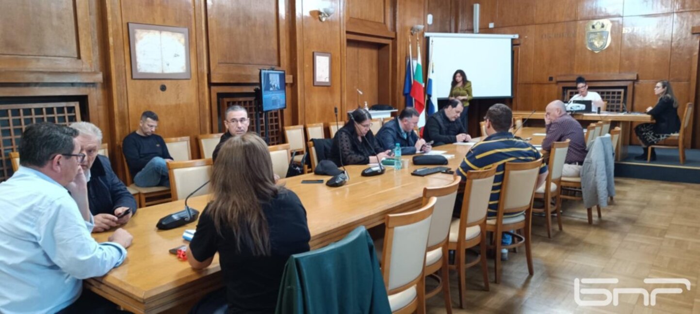 Нова докладна по казуса със сградата на ул. „Вола“, има ли шанс писателската общност