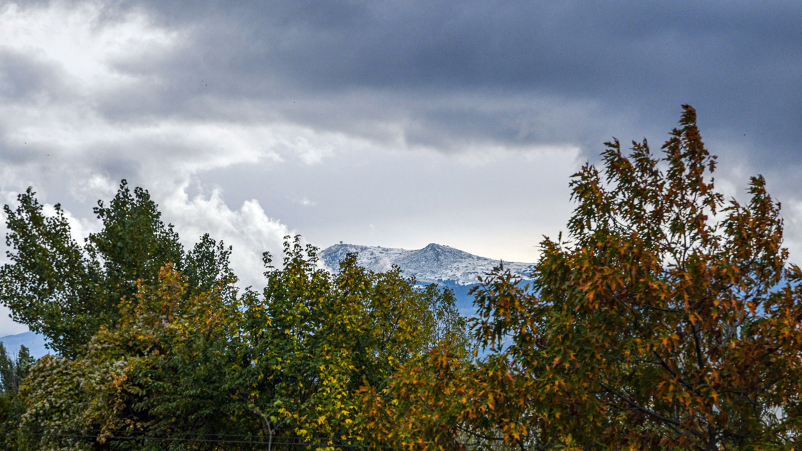 Yellow alert for heavy rain issued for six districts in Northwestern Bulgaria