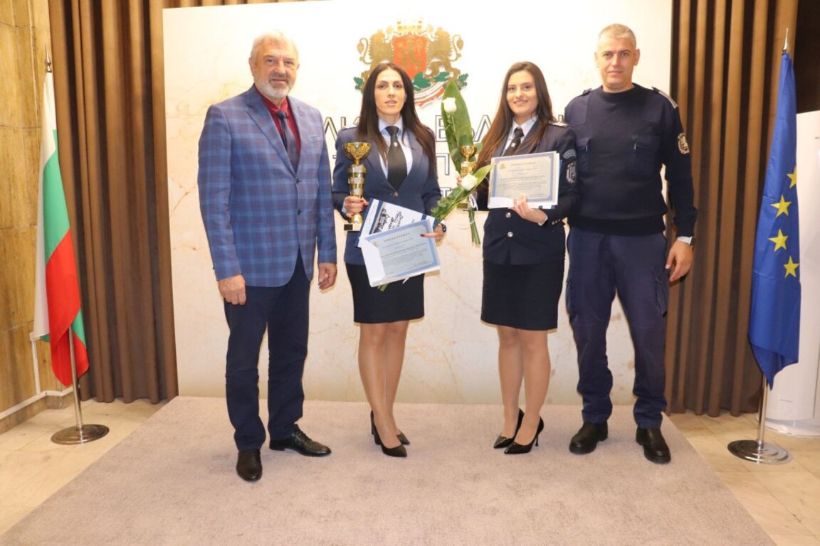 Грамоти от областния управител