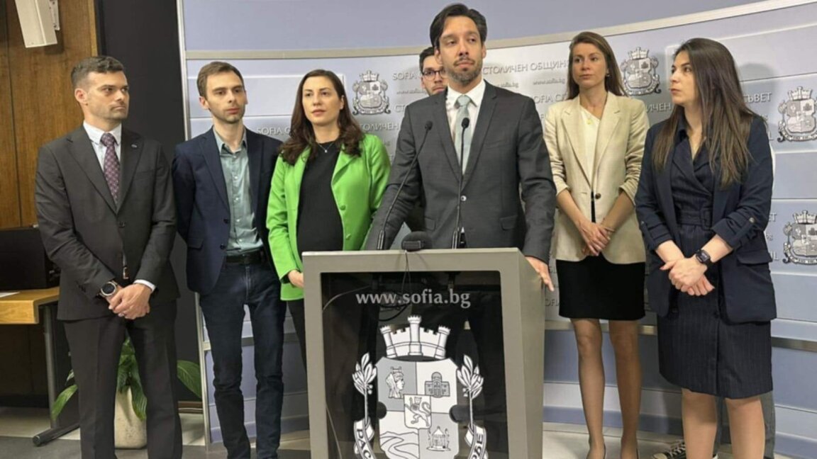 "Форум", 24.04.25: Сложната конфигурация в Столичния общински съвет