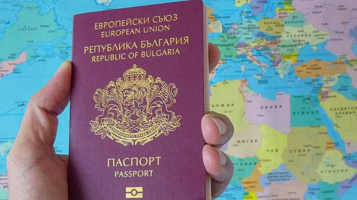 Pasaporta bullgare renditet e 11-ta në botë për mundësitë e udhëtimit