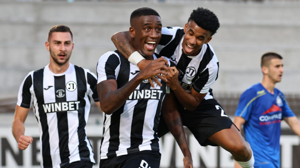 Локомотив Пд