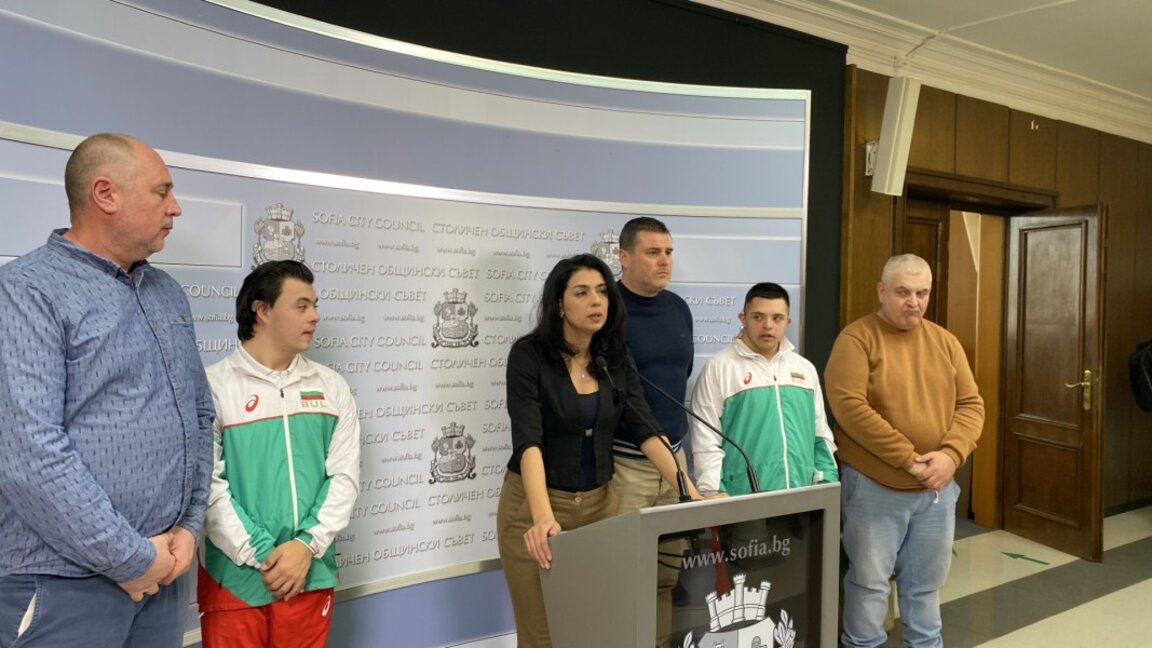 Столичната община не е изпълнила решения по обещано финансиране на сдружения за младежи с увреждания