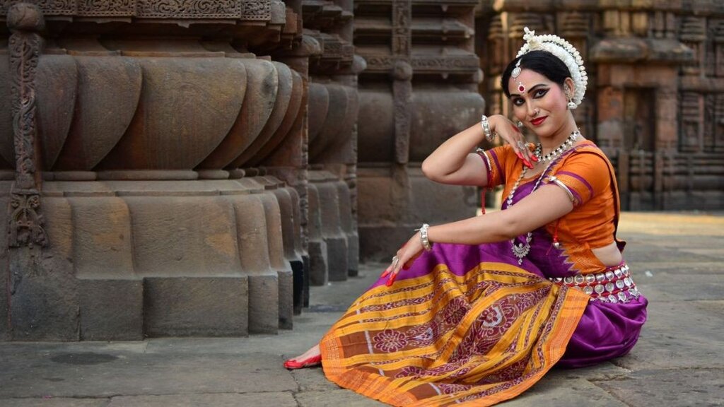 La mística de la danza clásica india visita Kyustendil, Sofía, Burgas y Varna