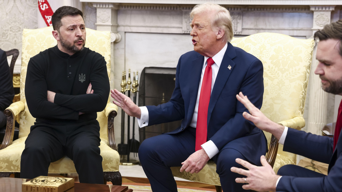 Зеленски и Тръмп в Белия дом. Вдясно е вицепрезидентът Джей Ди Ванс, 28 февруари 2025 г.