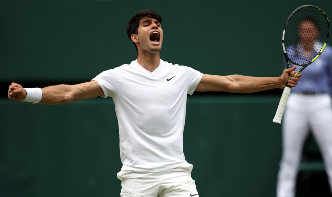 Карлос Алкарас ликува, след като се класира за финал на "Уимбълдън"