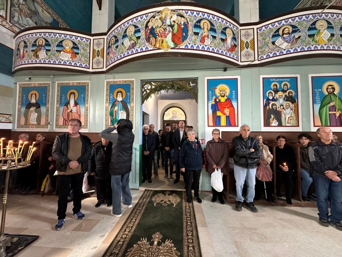 Със света литургия, водосвет и курбан бе отбелязана 100-годишнината на църквата "Св. Иван Рилски" в хасковското село Конуш