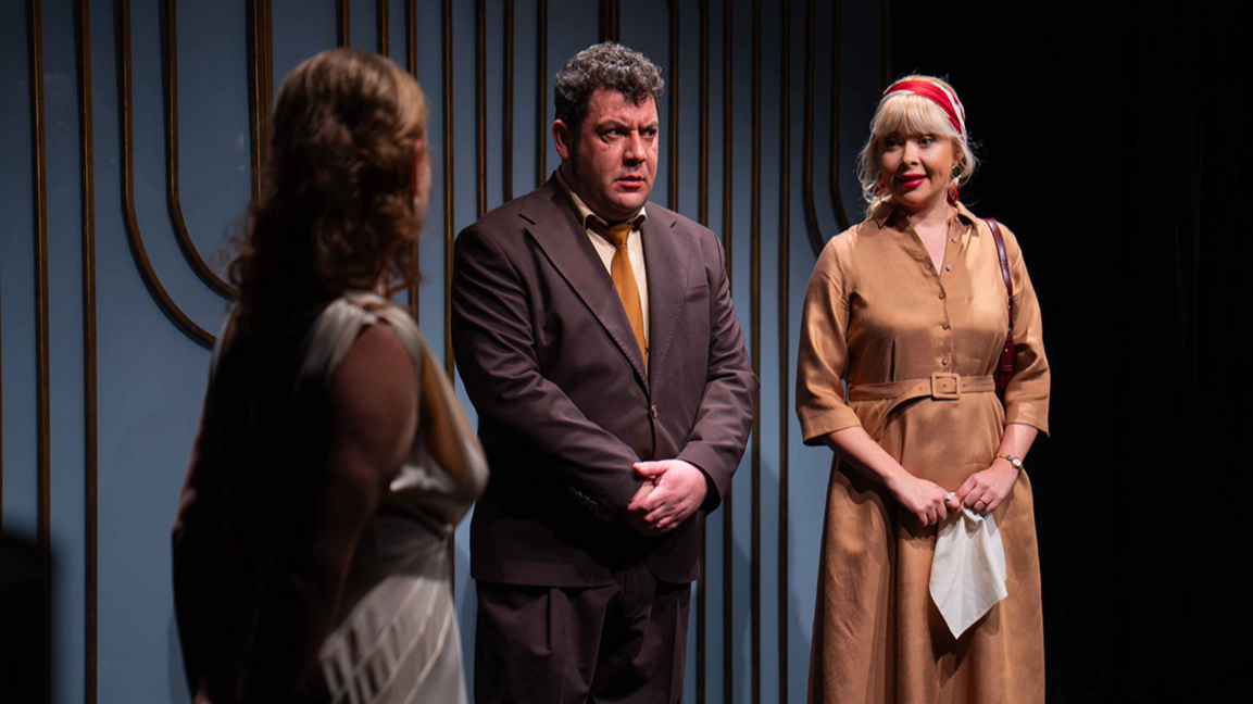 Гергана Плетньова, Евгени Будинов и София Бобчева (отляво надясно)