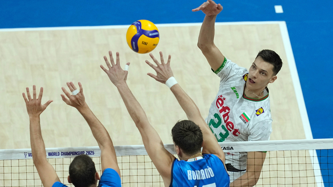 Алекс Николов бр. 2 у светској одбојци 