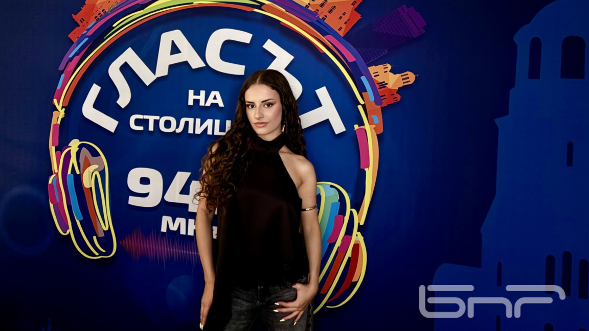 Певицата Aglaya