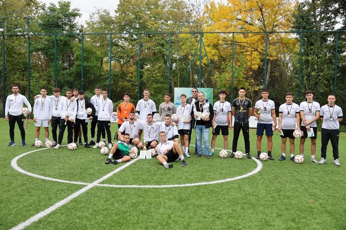 Отборът на ПГХТ "Акад. Н. Д. Зелинский" завоюва купата на БМФ Порт Бургас 2025