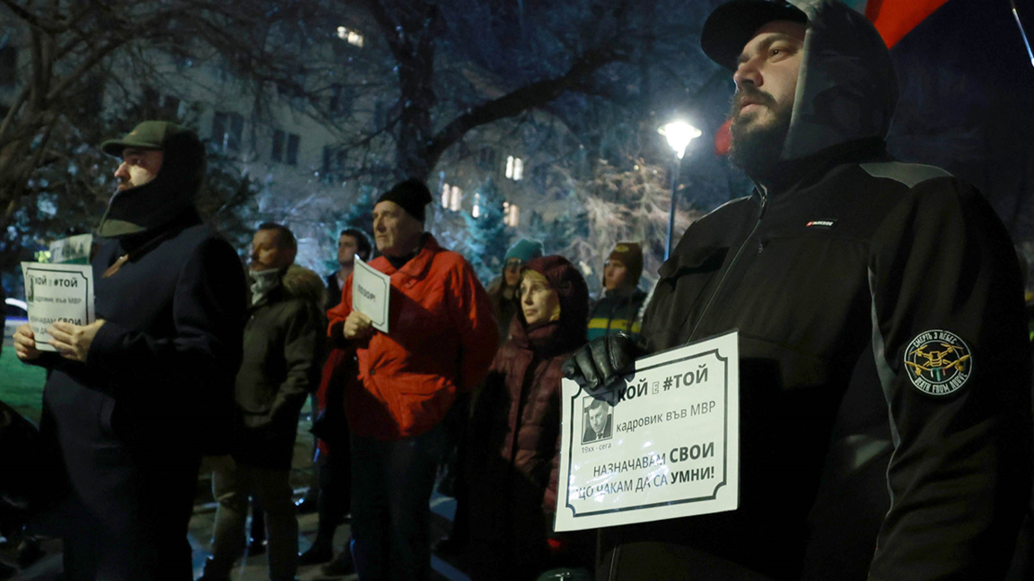  Reclamadas las dimisiones el ministro del Interior y del Fiscal general 